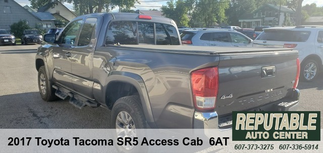 2017 Toyota Tacoma SR5 Access Cab  6AT 