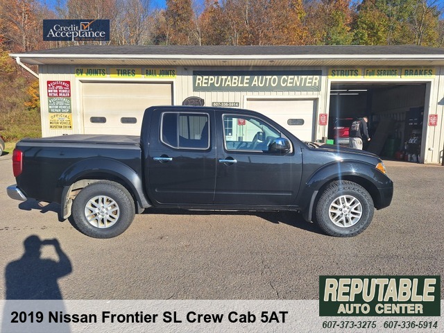 2019 Nissan Frontier SL Crew Cab 5AT 