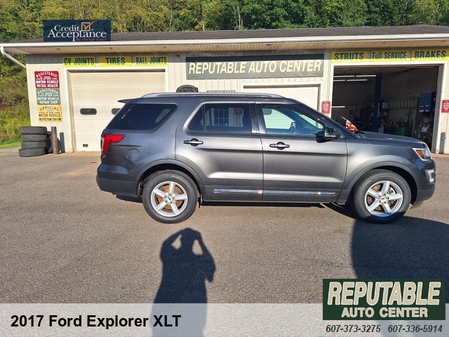 2017 Ford Explorer XLT 